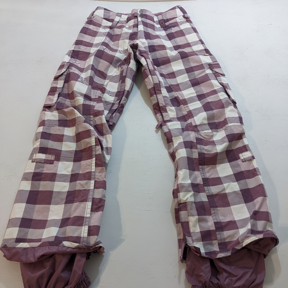 Burton Women's XS Snowboard Pants Mauve Plaid Stow Cargo Pant.